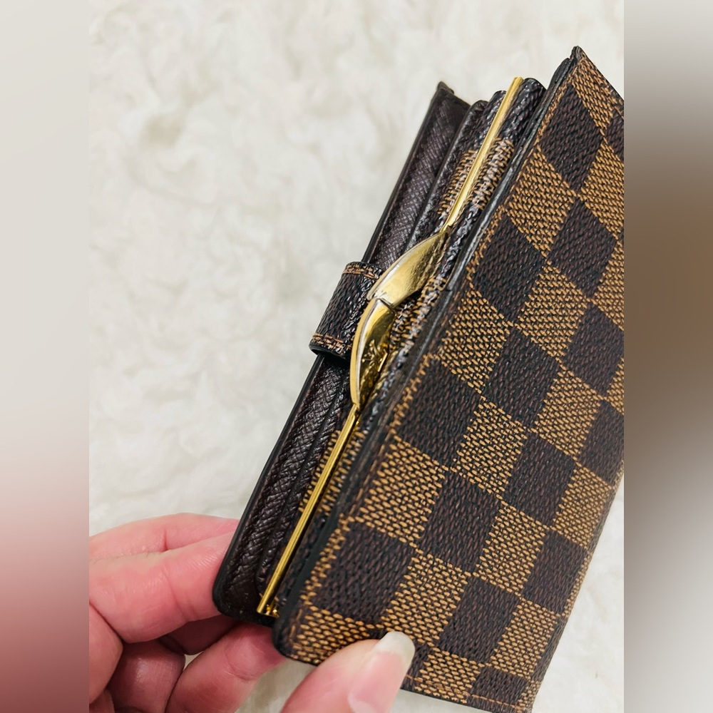 Louis Vuitton Damiere ebene short  Wallet - Picture 4 of 16